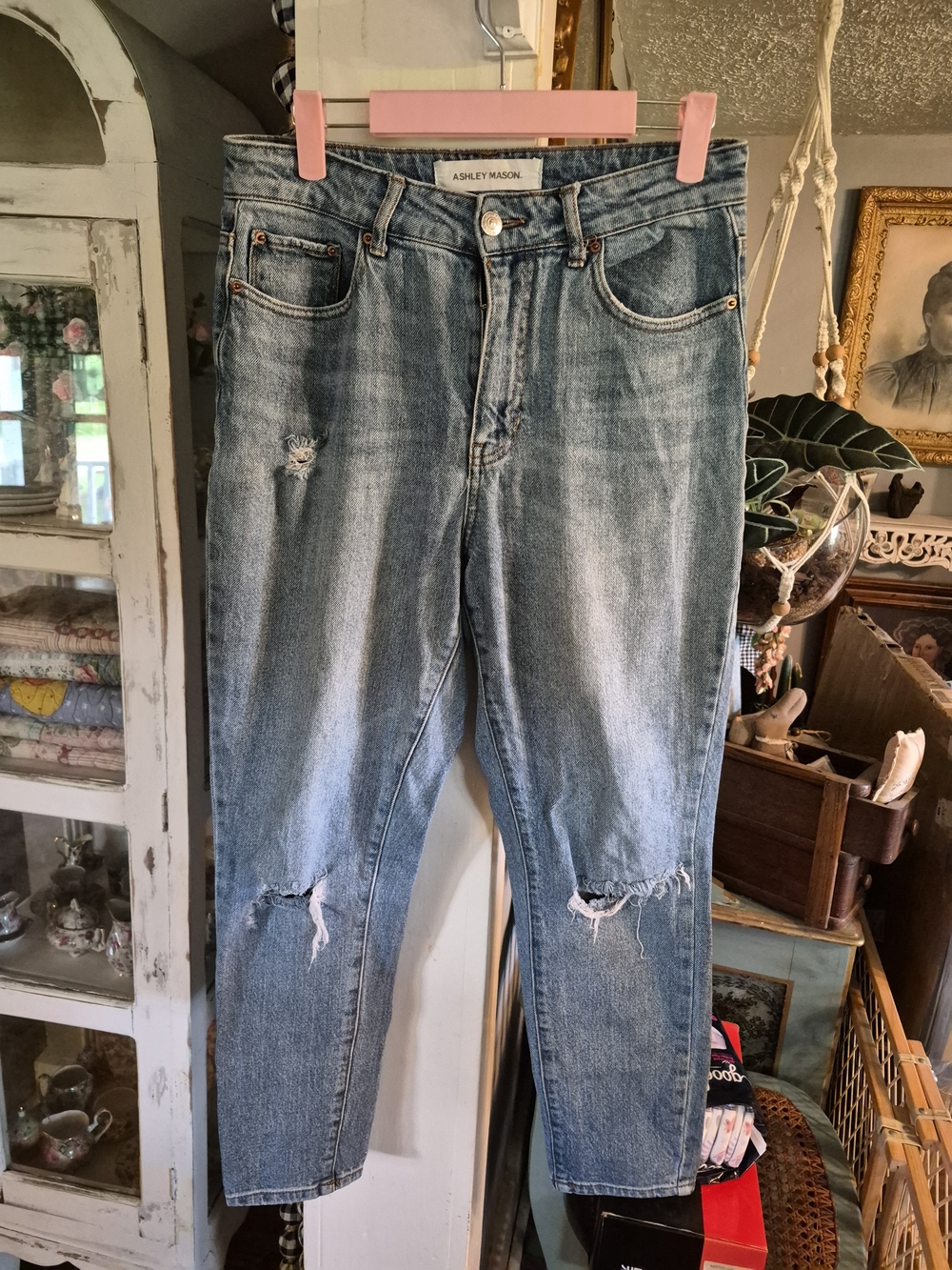 Ashley Mason Men's Light Blue Distressed Jeans